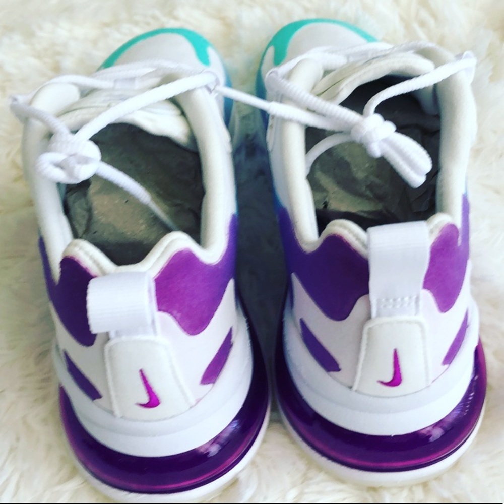 Nike Air Max 270 React Sneakers - Picture 5 of 8